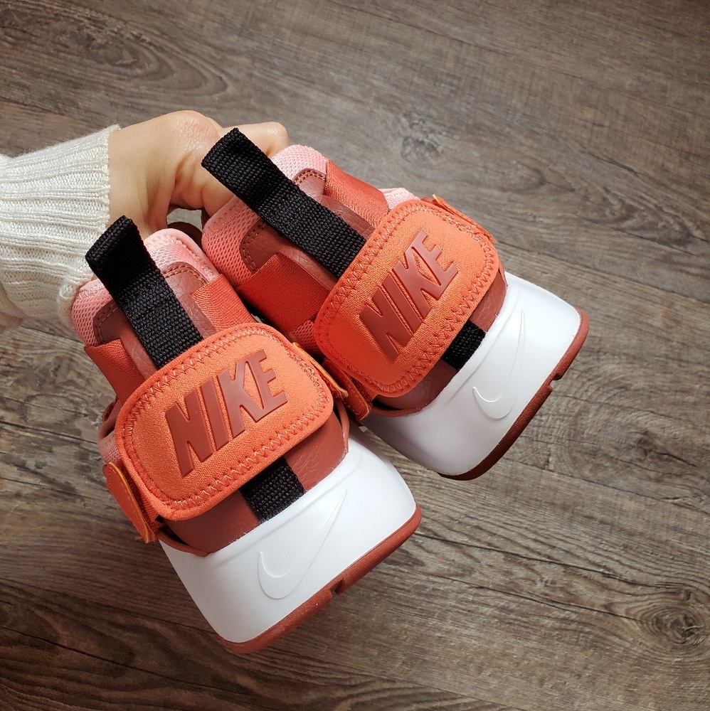 NEW Nike Huarache City - Picture 8 of 8